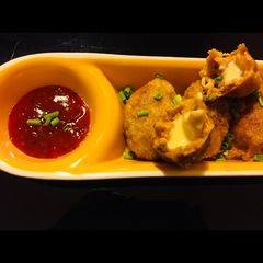 A picture of Cheesy chicken tikka kebab.