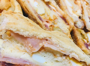 Una foto de 🍕🍕PIZZA 🍕🍕ARROLLADA 😋🤩🍕