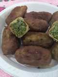 Croquetas de espinacas y acelga con fondo de pollo