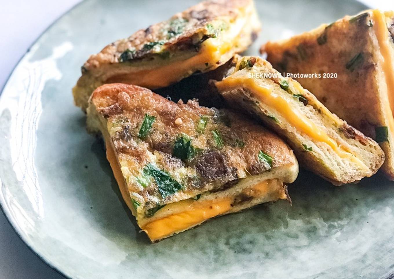 Egg toast with cheese