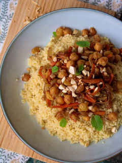 Una foto de Cous cous con garbanzos especiados