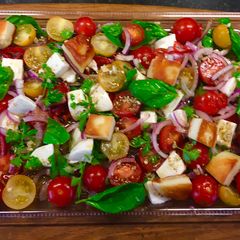A picture of Heirloom Tomato Salad:.