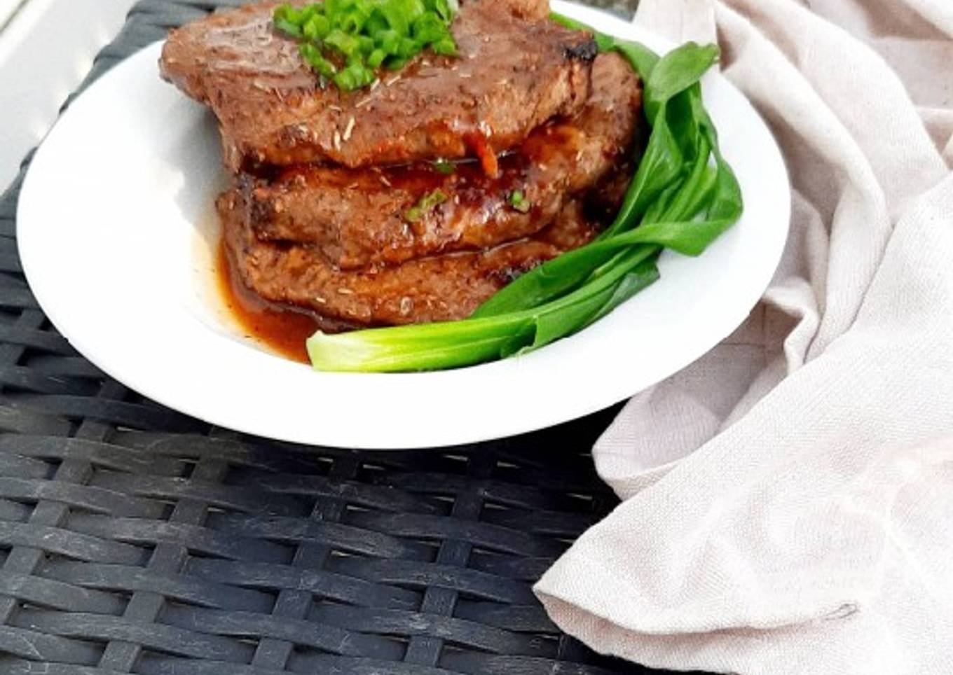 Honey and mustard pork chops