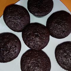 A picture of Simple chocolate cupcakes.