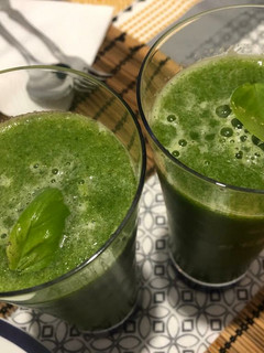 Una foto de Zumo detox verde que te quiero verde 💚