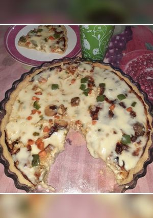 A picture of Chicken Quiche.