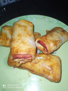 Una foto de Mininapolitana de jamón York y queso en Air Fryer