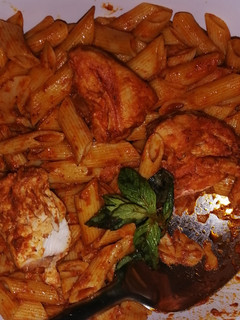 A picture of Spaghetti with chicken.