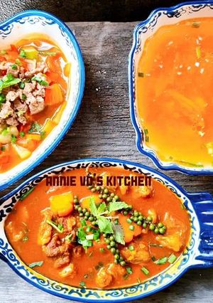 Hình của món Mâm cơm toàn màu đỏ.