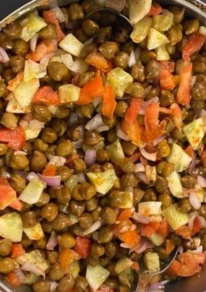 A picture of Chane chaat.