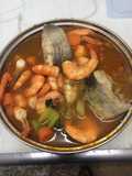 Caldo de pescado con camarones