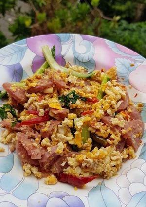 รูปของ แหนมผัดไข่