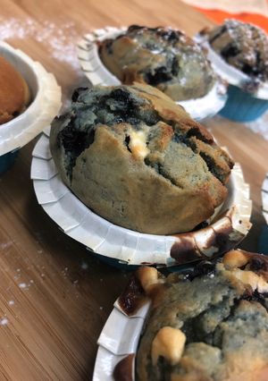 Une photo de Muffins myrtilles / chocolat blanc