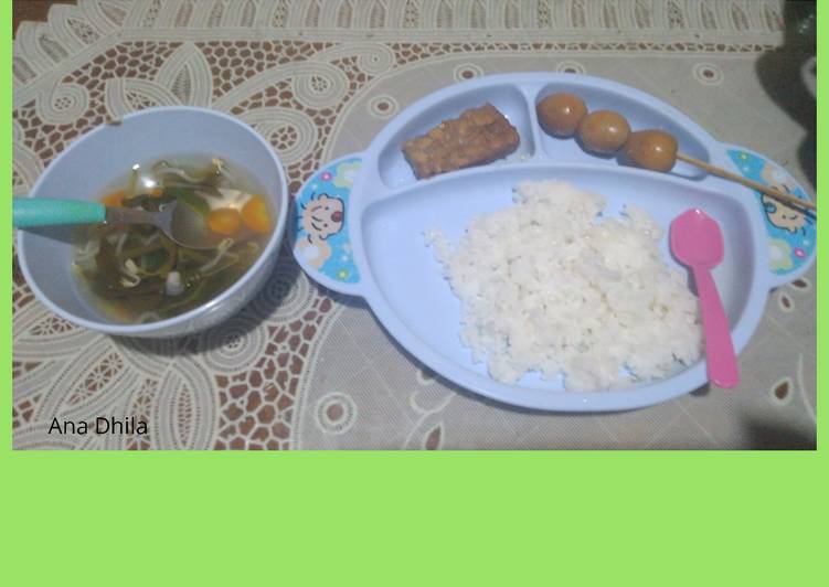 Sayur Asem + Tempe, Tahu & Telur puyuh Bacem (MPASI) Sayur Asem + Tempe, Tahu & Telur puyuh Bacem (MPASI)