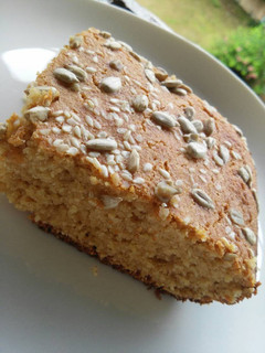 Una foto de Pan de harina de garbanzos y avena integral