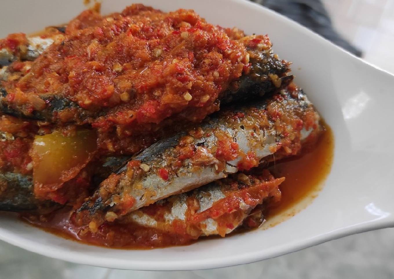 Ikan cuek sambal tomat