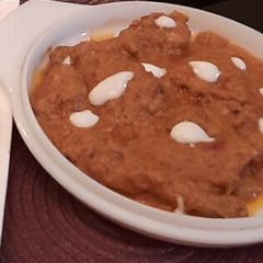 A picture of Butter chicken without cream.