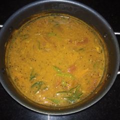A picture of Arachuvitta Sambar.