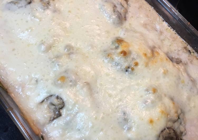Low-Carb Chicken Spinach &amp; Mushroom Bake