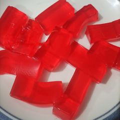 A picture of Rafhan strawberry jelly.