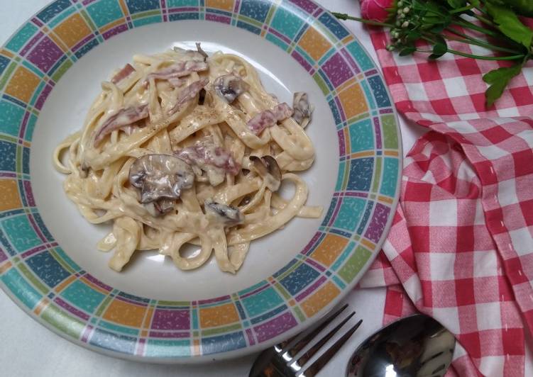 Cara Gampang Menyiapkan Fettucini smoke beef jamur, Menggugah Selera
