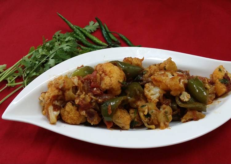Recipe of Ultimate Gobi Shimla Mirch Stir Fry