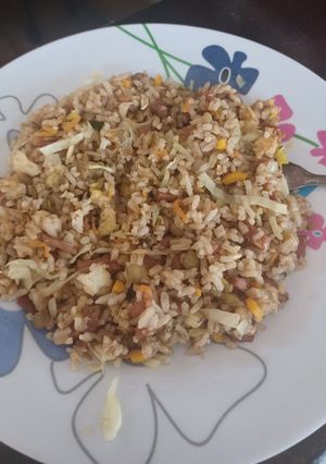 Una foto de Arroz tipo chino a mi estilo