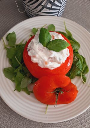 Une photo de Tomate farcie froide