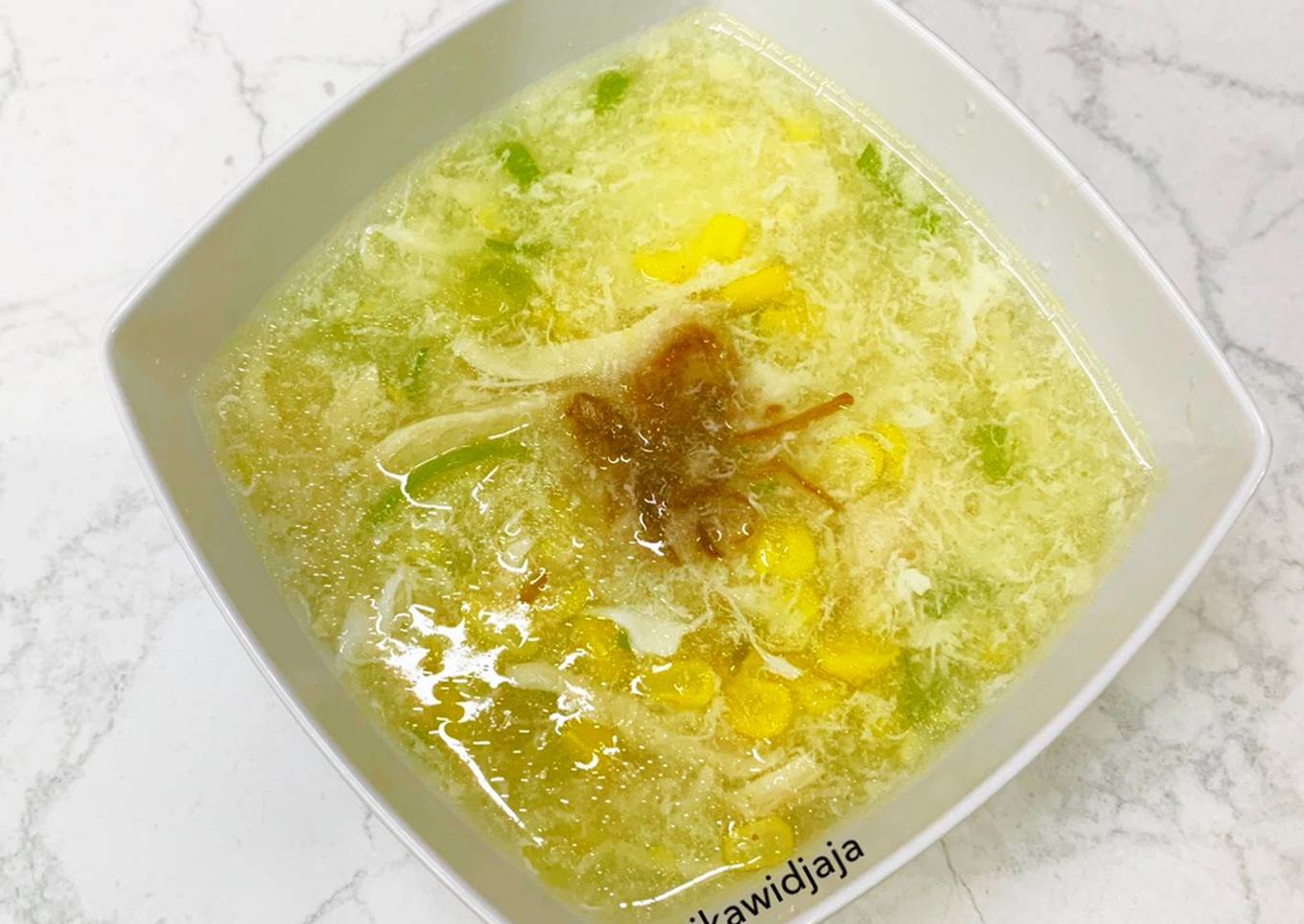 Sup Jagung Ayam Kuah Telur