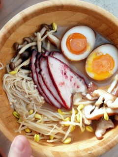 Foto principal de Ramen de setas (receta asiática)