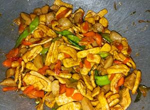 Foto resep Tumis Tahu Kecap Pedas Manis, Wortel + Kacang + Kapri + Bakso