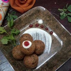 A picture of Raw Banana Cutlets.
