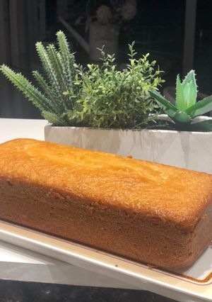 Una foto de Budín de vainilla relleno de dulce de leche