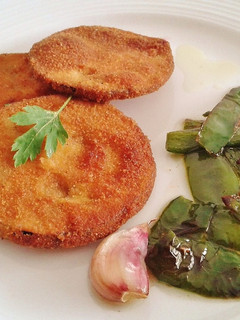 Una foto de Berenjenas empanadas