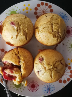 Gambar Strawberry Yoghurt Cupcakes