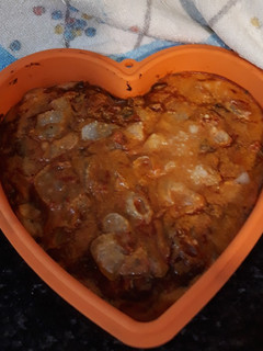 Una foto de Pastel de berenjena con queso de oveja