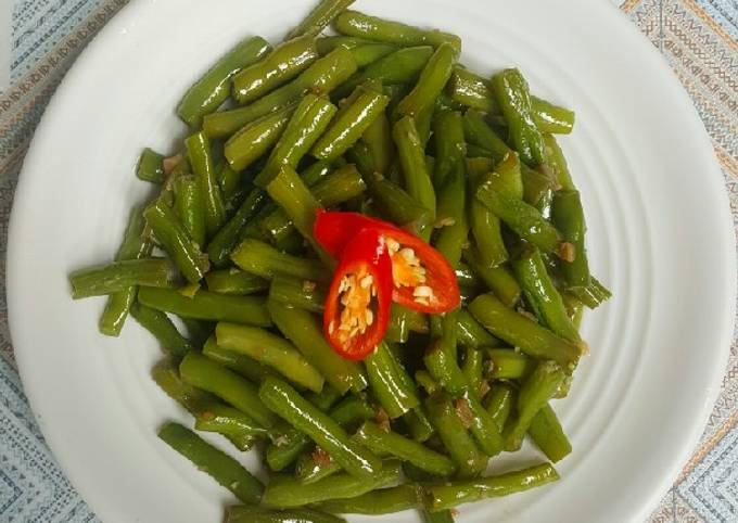 Wajib coba! Bagaimana cara membuat Cah Buncis Bawang Putih Bulbul  sesuai selera