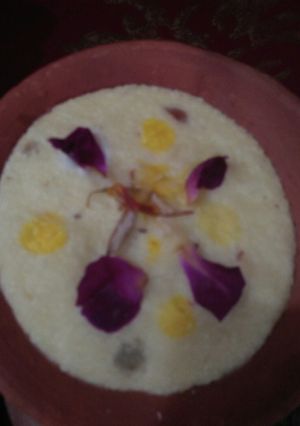 A picture of Rose kesar firni.