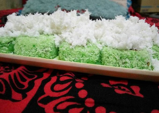 Kue Putu