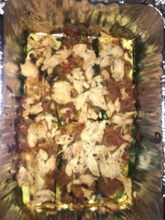 Una foto de Pastelón de pollo y zuchinni -keto