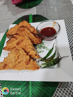 ब्रेड पकोडे (bread pakode recipe in marathi) रेसिपी चे मुख्य फोटो