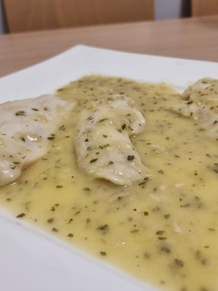 Una foto de Merluza en salsa verde