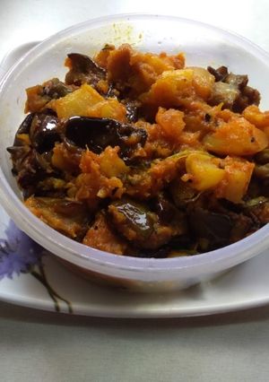 A picture of Bengali mix vegetable.