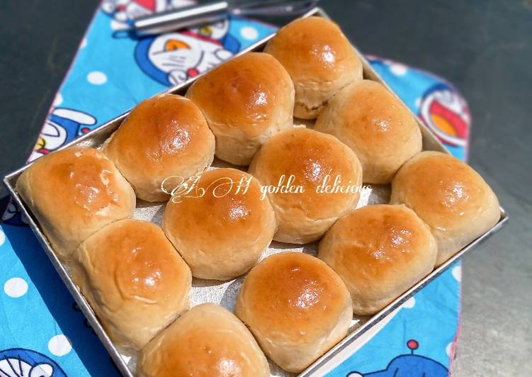 Simple Way to Make Quick Homemade Dinner Rolls