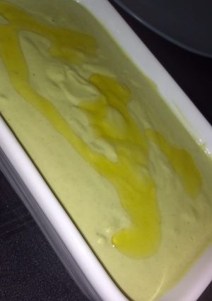 A picture of Persian Green Sauce.