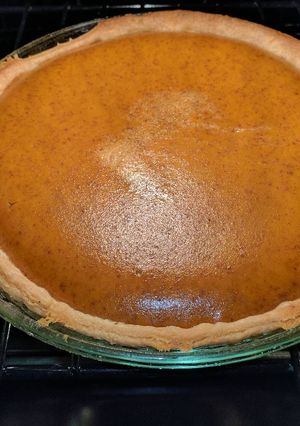 A picture of Grandma Betty's Pumpkin Pie.