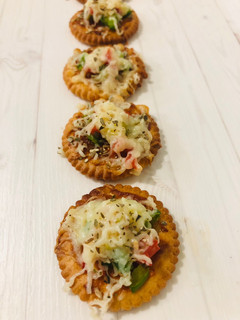 મોનેકો પીઝ્ઝા (Monaco pizza recipe in Gujarati) રેસીપી મુખ્ય ફોટો