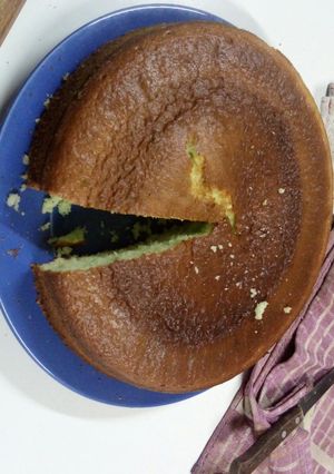 Una foto de Bizcochuelo de vainilla, verde