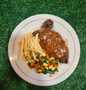 Langkah Mudah untuk Menyiapkan Resep Sirloin Steak with bbq sauce yang Menggugah Selera Anti Ribet, Bikin Ngiler