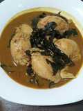 Gulai telur ceplok daun lelem